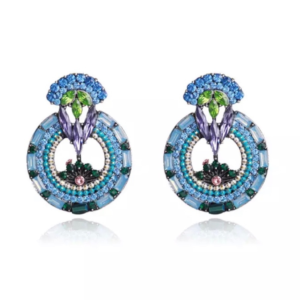 Vintage Style Earrings (Costume Jewelry)